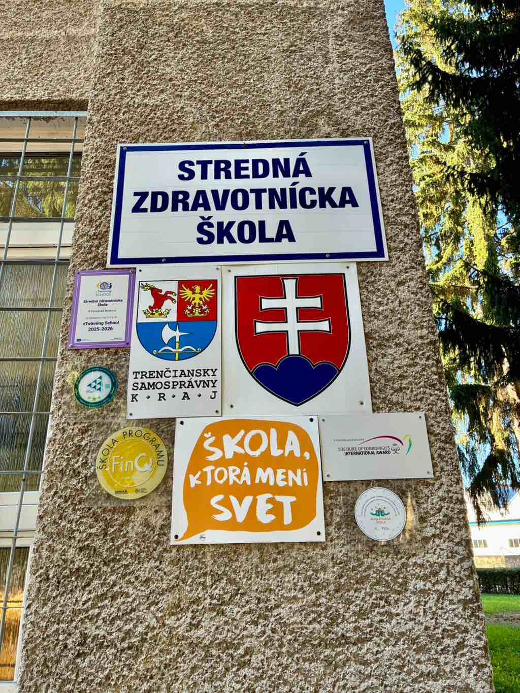 Zväčšiť fotografiu - Škola učebne